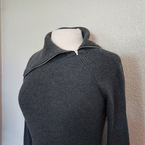 WHBM Slate Gray Ribbed Sweater Size XXSP - Picture 6 of 11